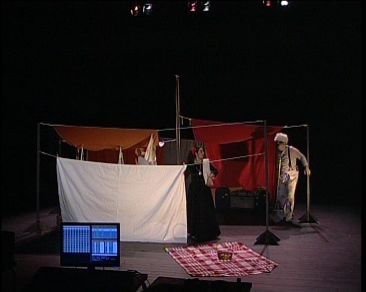 Teatro infantil pela companhia Teatrão