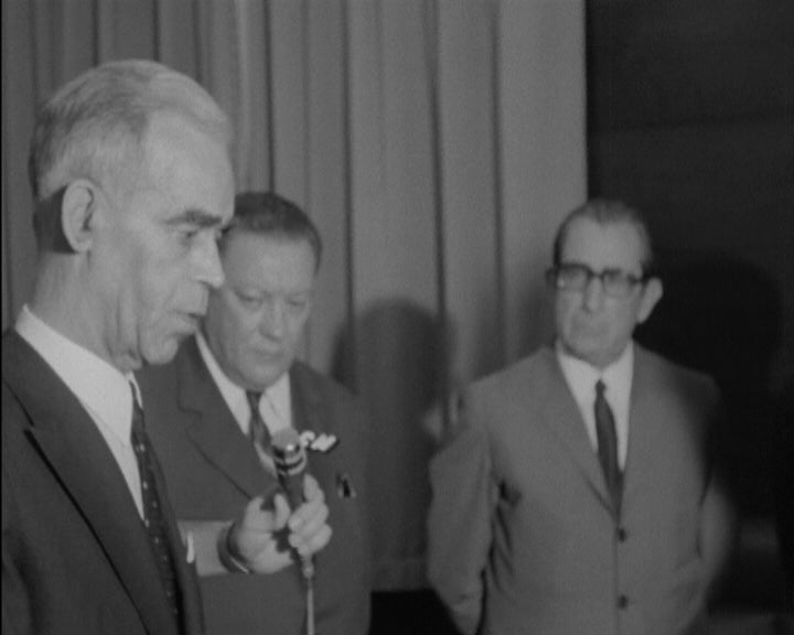 Entrega dos lucros do Totobola ao Governador Geral de Moçambique