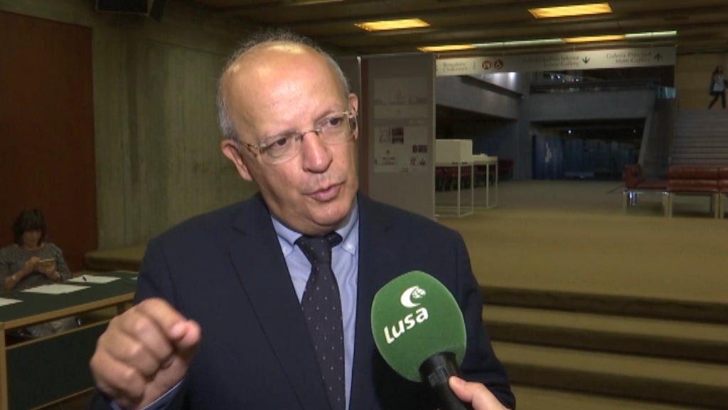 Apoio a luso venezuelanos