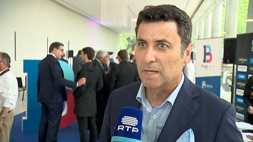 Prémio para Carlos Manuel Albuquerque