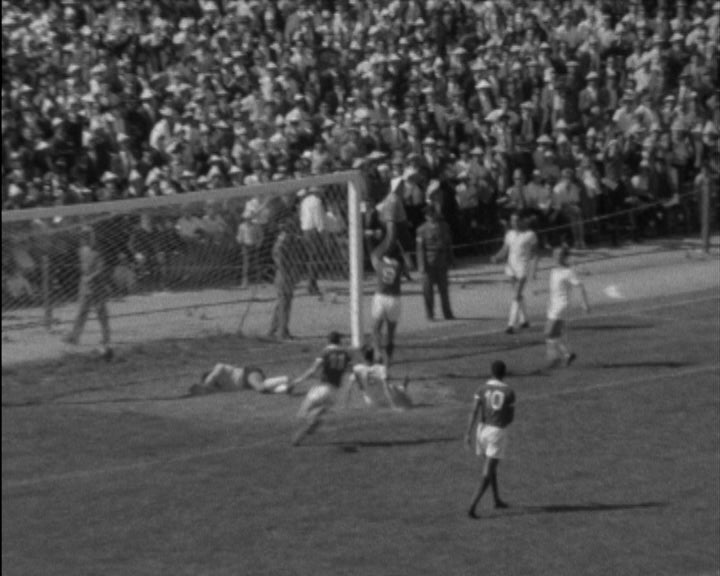 Futebol: Lusitano vs Sport Lisboa e Benfica