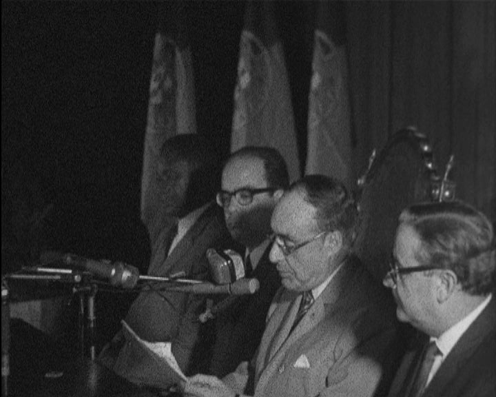 Spínola preside a plenário do povo na Guiné Bissau