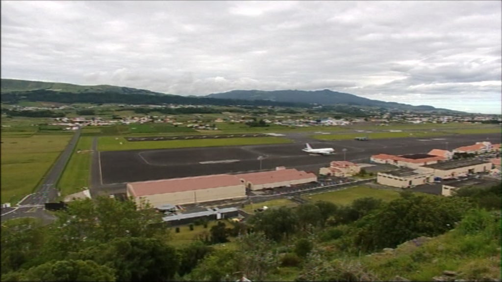 Conselho da Terceira quer potenciação do uso civil do aeroporto das Lajes