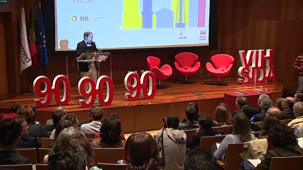 Apresentação de relatório sobre HIV Sida