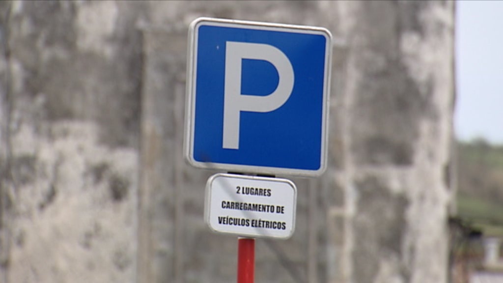 Postos de carregamento elétrico