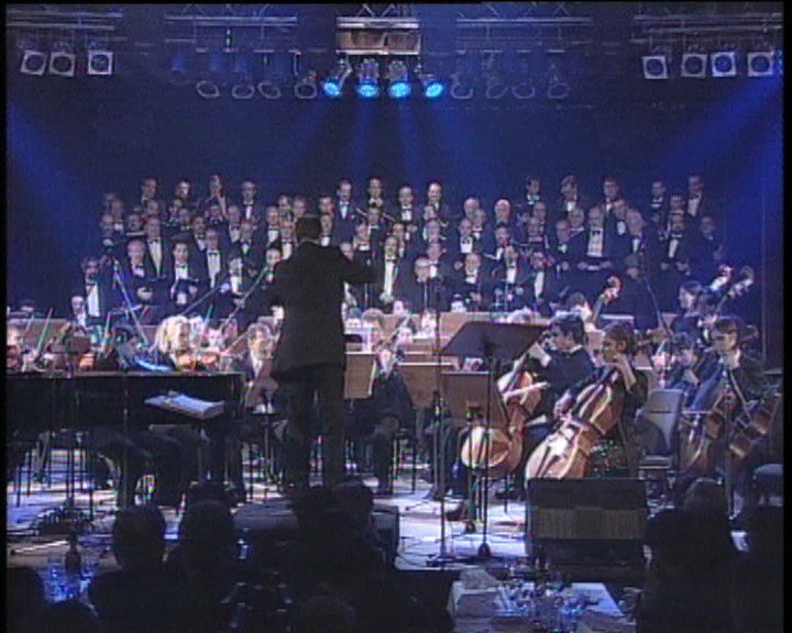 Almeida Santos canta no Orfeão de Coimbra