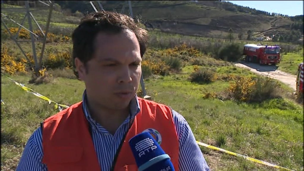 Explosão de fábrica de pirotecnia em Avões