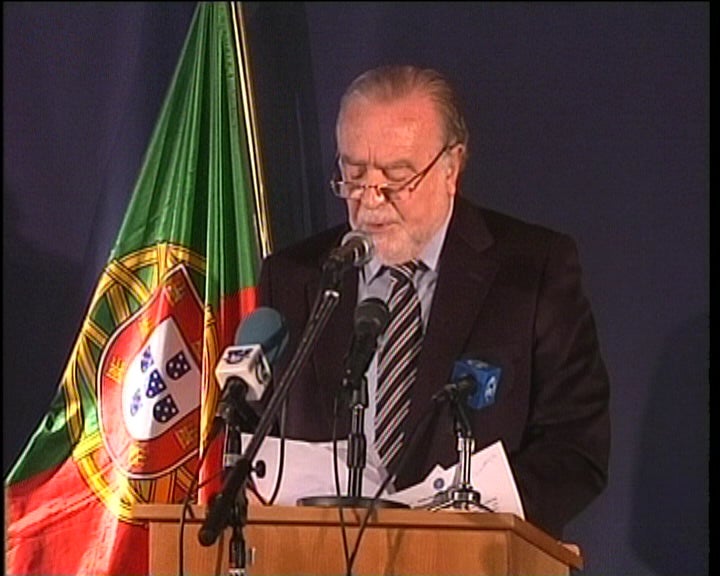 Cavaco Silva não comenta candidatura de Manuel Alegre