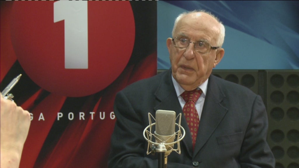 Maria Flor Pedroso entrevista Henrique Neto