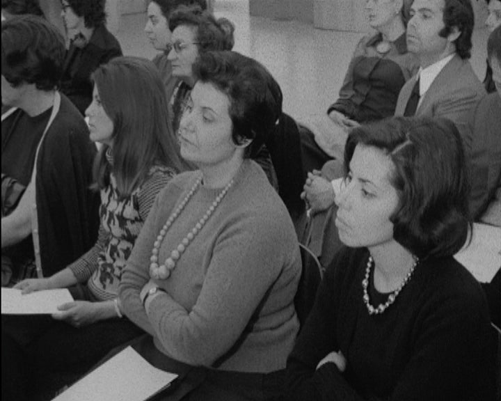 Reunião de bibliotecários, arquivistas e documentalistas em Lisboa