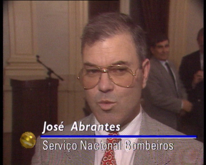 Combate aos incêndios