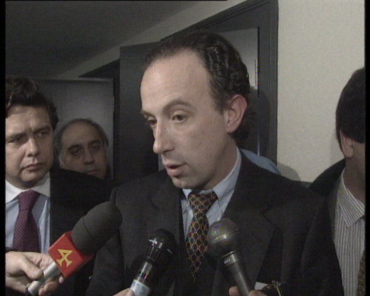 Conferência de imprensa de Santana Lopes