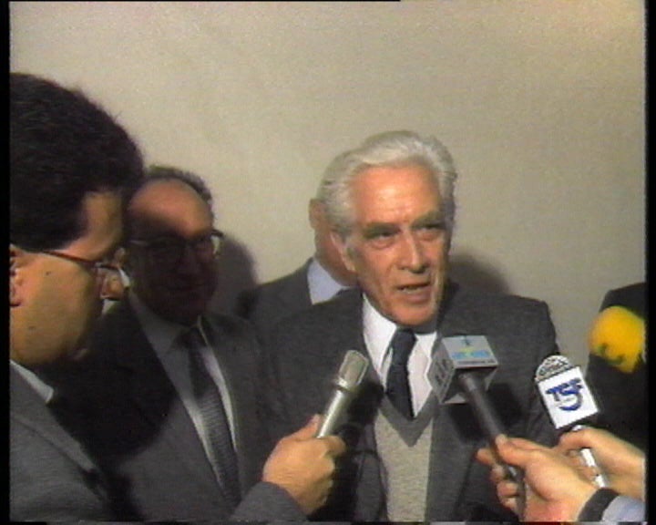 Álvaro Cunhal prepara a sua substituição