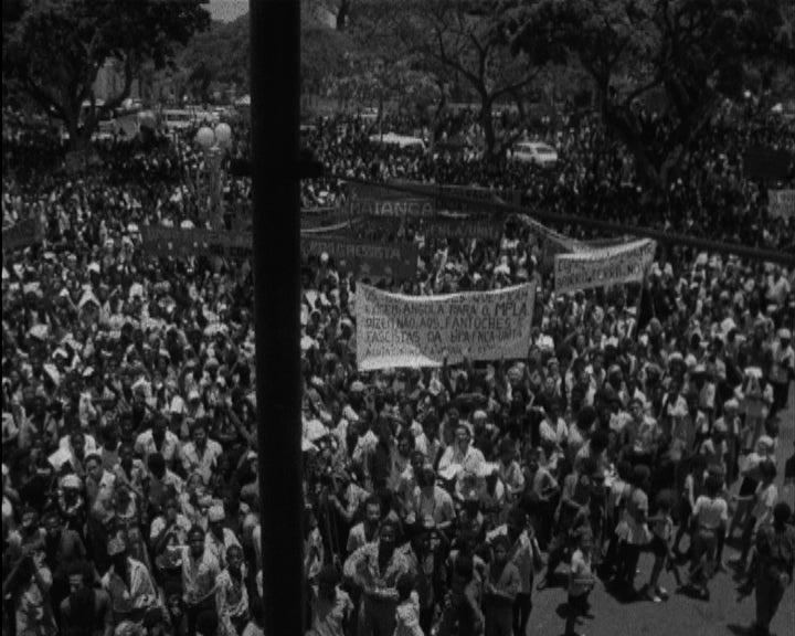 Manifestação de apoio ao MPLA