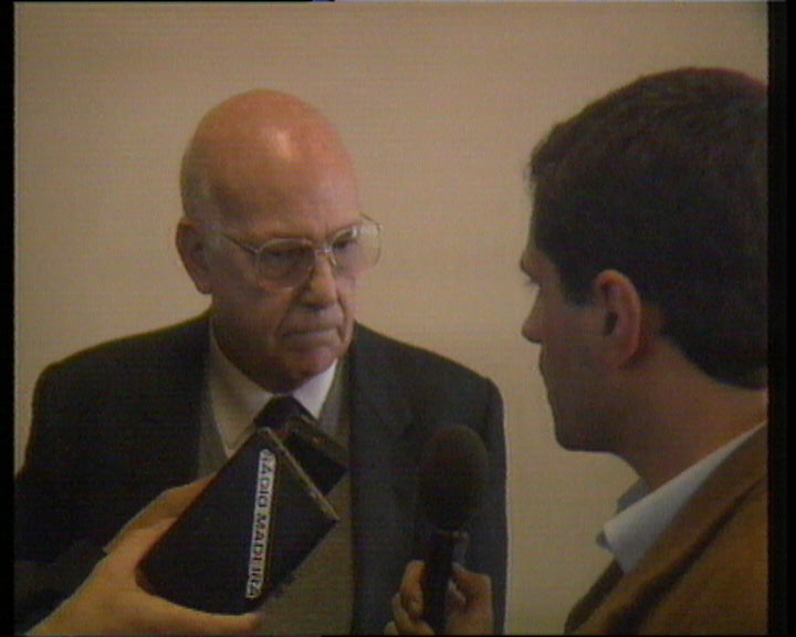 Ministro do Ambiente comenta medidas para fazer face a maré negra no Porto Santo