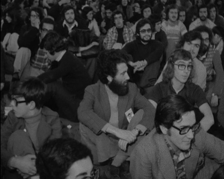 Reunião de estudantes do ensino superior no Porto