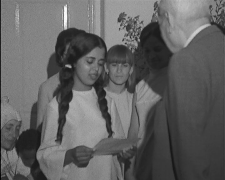 António de Oliveira Salazar recebe estudantes de Malange