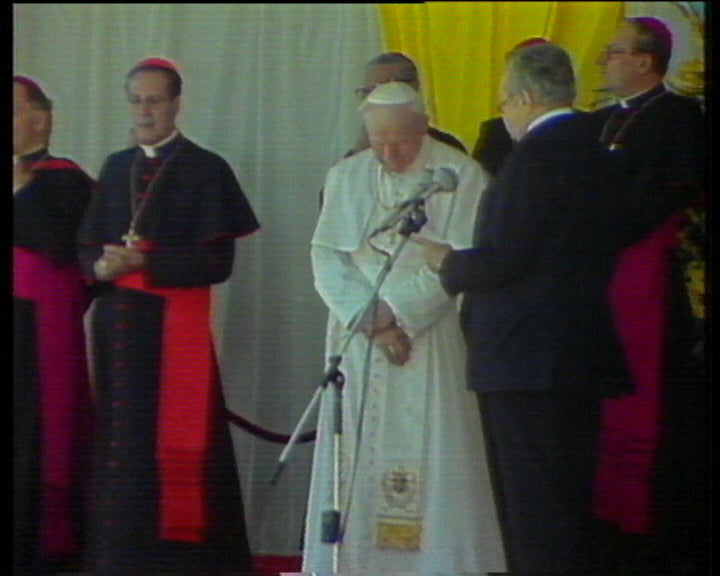 Papa João Paulo II chega a Lisboa