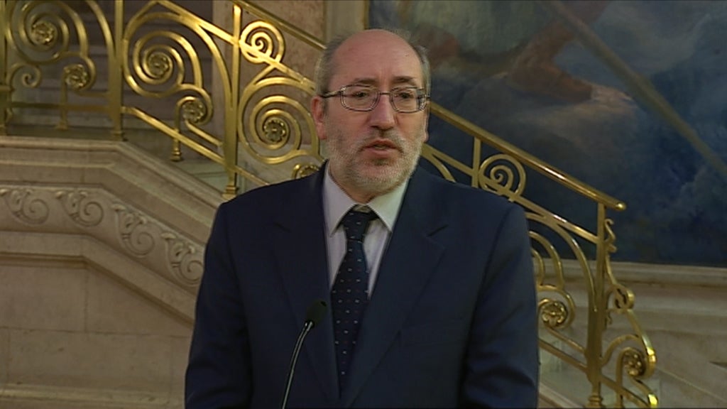 Polémica com o défice da dívida pública