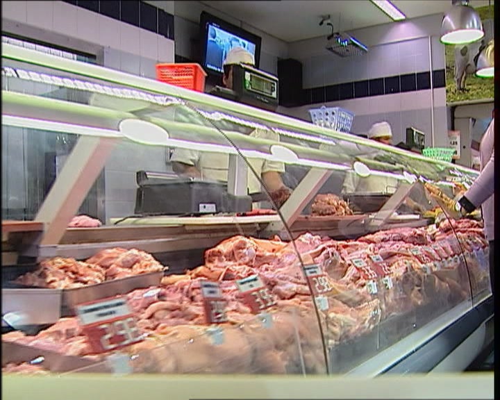 Decisão sobre o trespasse dos hipermercados do Grupo Sá