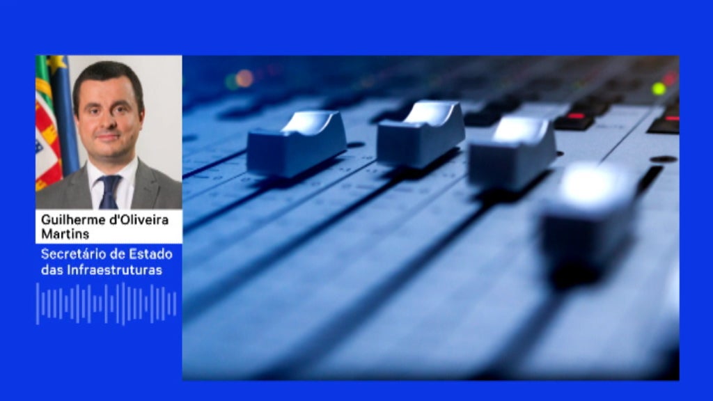 CP Aluga comboios à RENFE