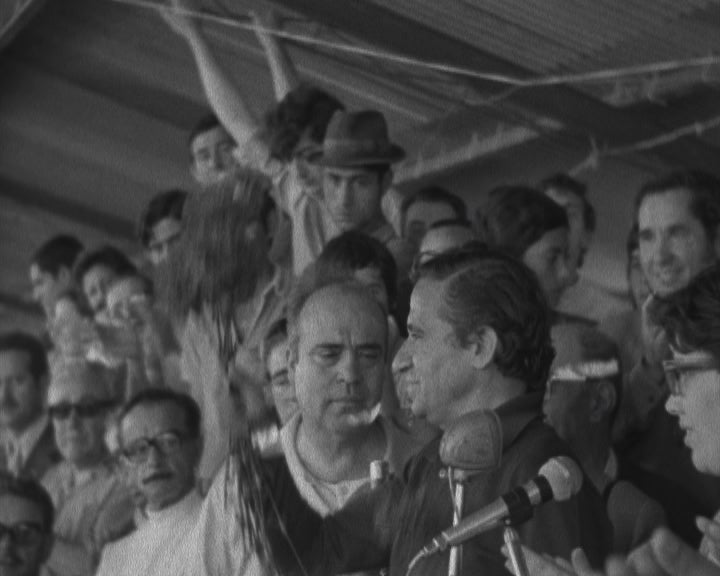 Comício democrático em Moura