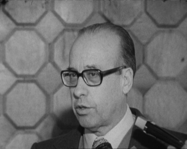 Chegada de Vitorino Magalhães Godinho a Lisboa