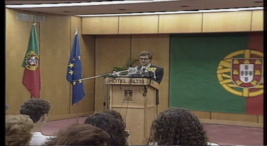 Manuel Monteiro discursa contra Maastricht