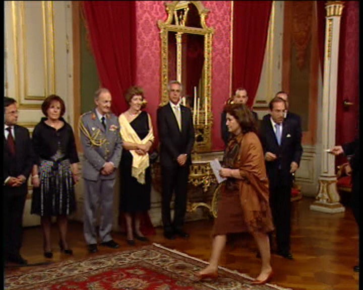 Aníbal Cavaco Silva condecora Pedro Santana Lopes