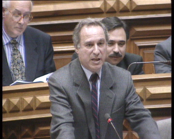 Discussão parlamentar