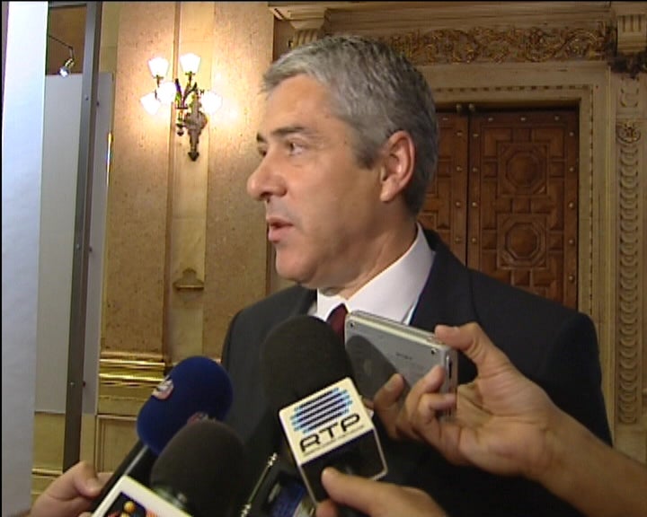 Edição do semanário Sol nas bancas