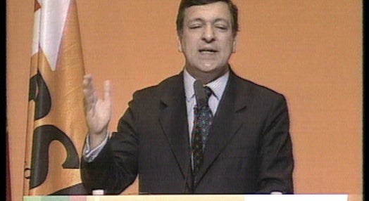 Durão Barroso eleito Presidente do PSD