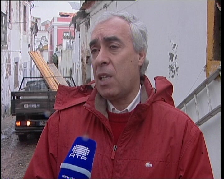 Queda de habitação