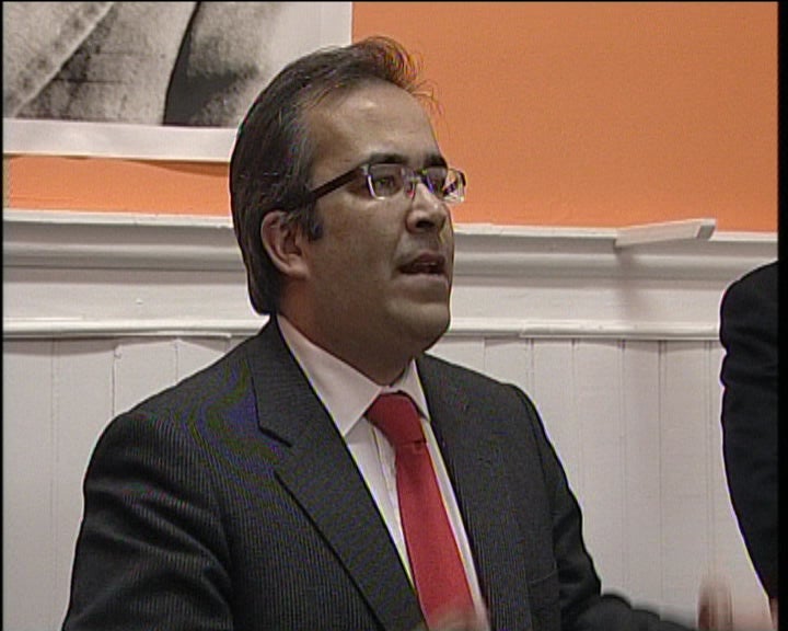 Paulo Rangel critica José Sócrates