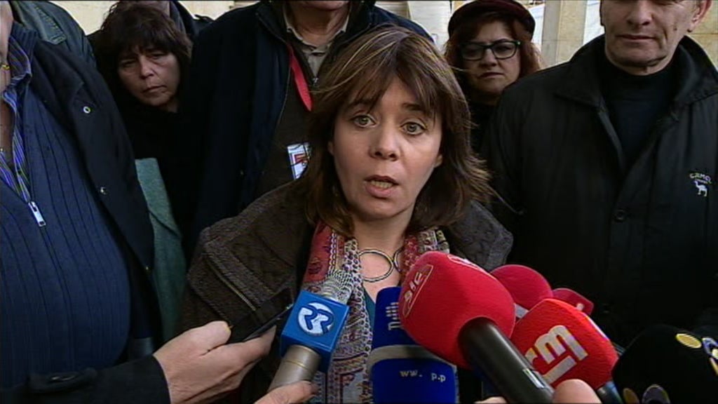 Catarina Martins defende-se das críticas do cartaz do partido