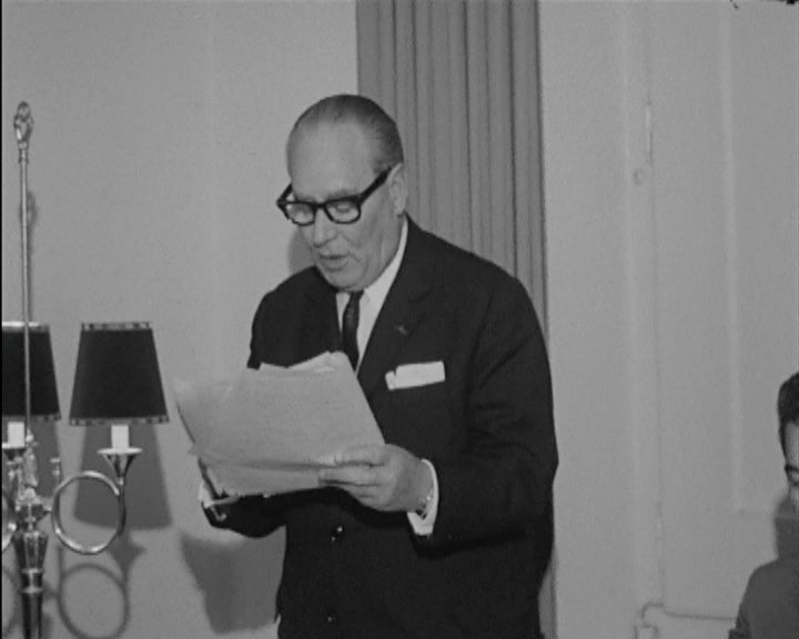 Conferência de Comodoro Eduardo Scarlatti em Lisboa