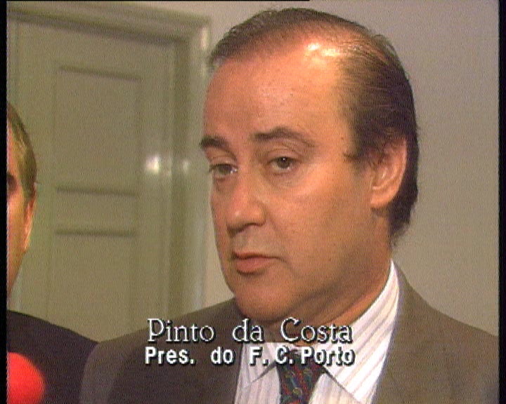 Pinto da Costa recebido no MAI