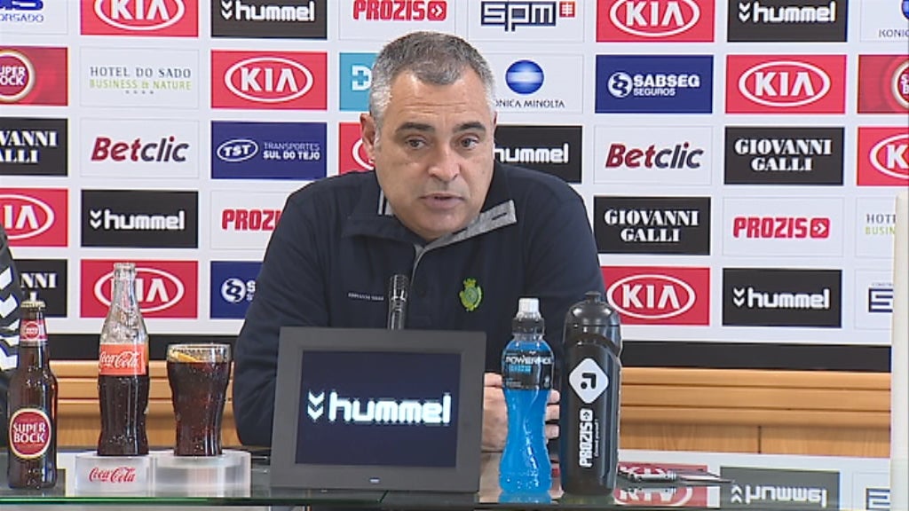 Conferência de imprensa de José Couceiro