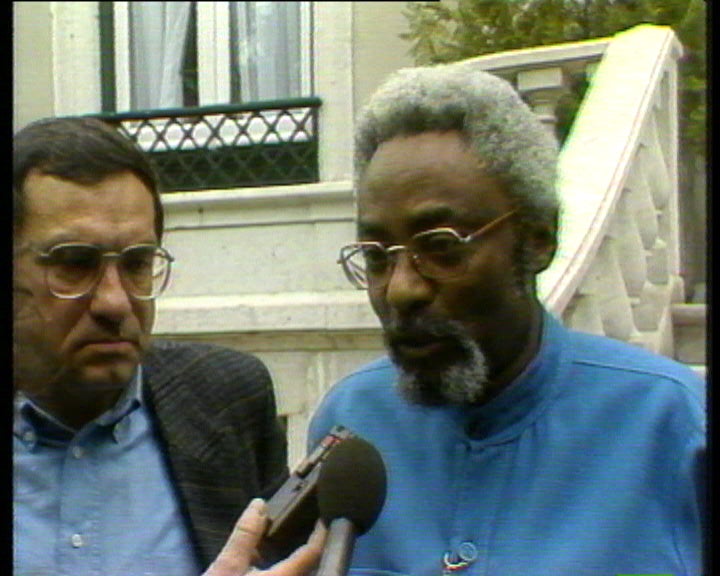 Cavaco Silva recebe dirigentes MPLA