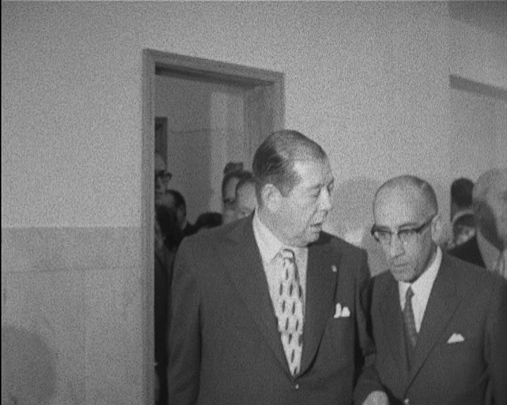 Afonso Marchueta inaugura edifício em Loures