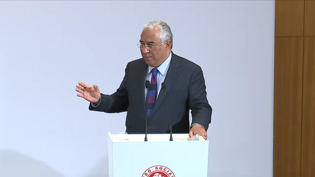 António Costa defende descentralização