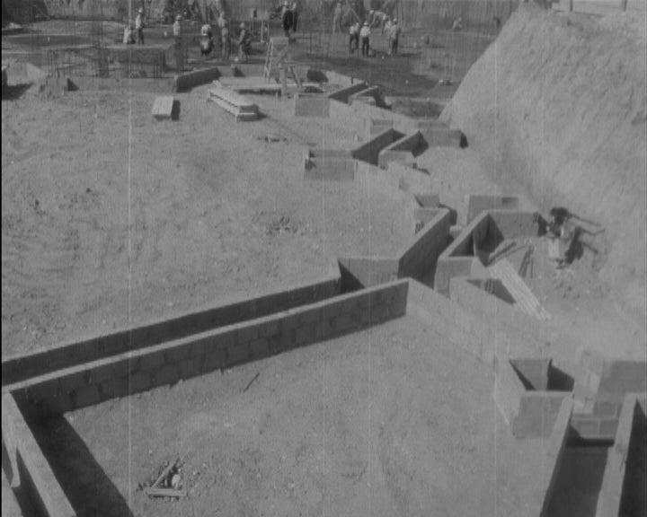 Santos e Castro visita estaleiro de obra no Campo Grande