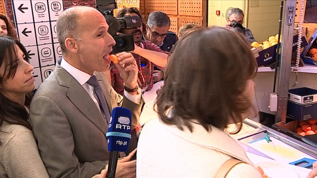 Posições do Governo e Professores