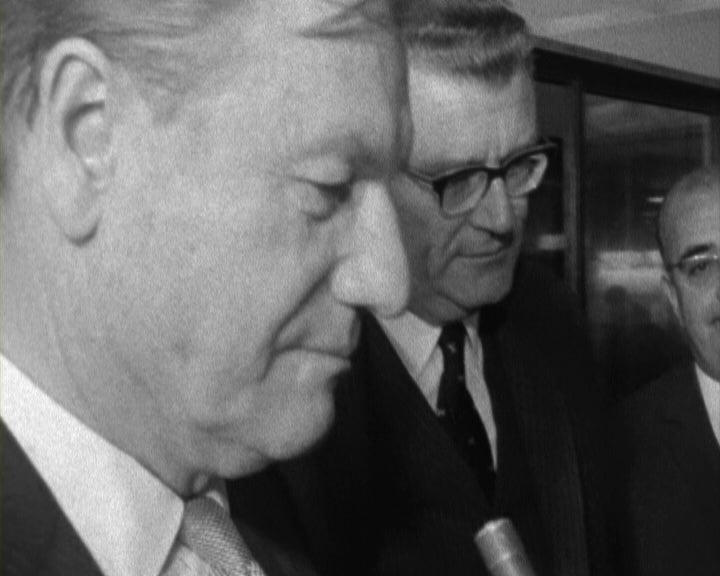 Partida de Nelson Rockefeller para os EUA