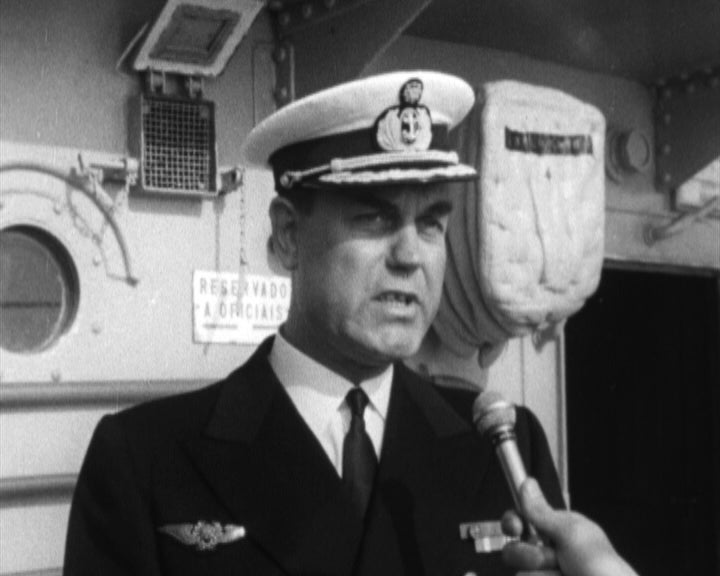 Regresso da fragata “Vasco da Gama”