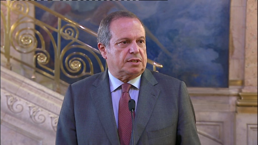 Conferência de imprensa de Carlos César