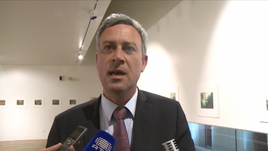 Sessão de Esclarecimento de Satélites