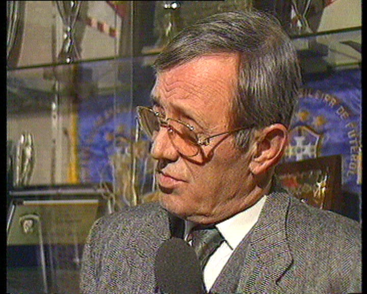 Federação admite parar o futebol nacional