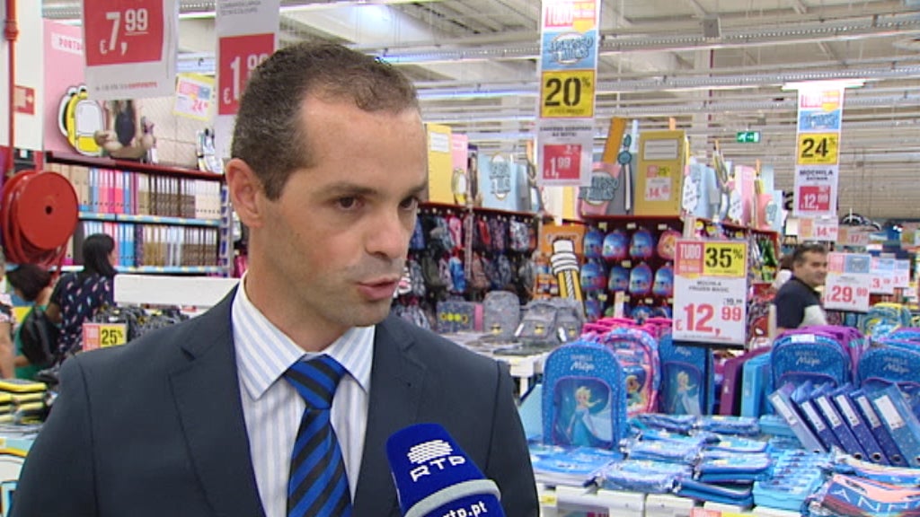 Despesas com material escolar