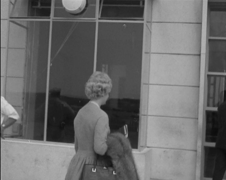 Jacqueline François faz escala em Lisboa